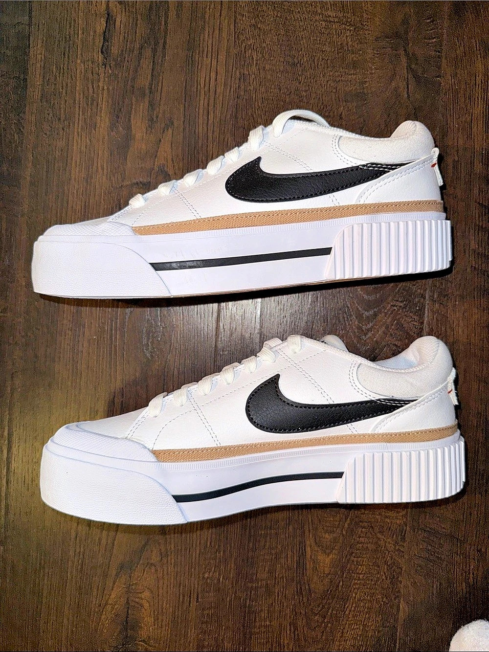 Nike Court Legacy Sneakers White & Black NEW